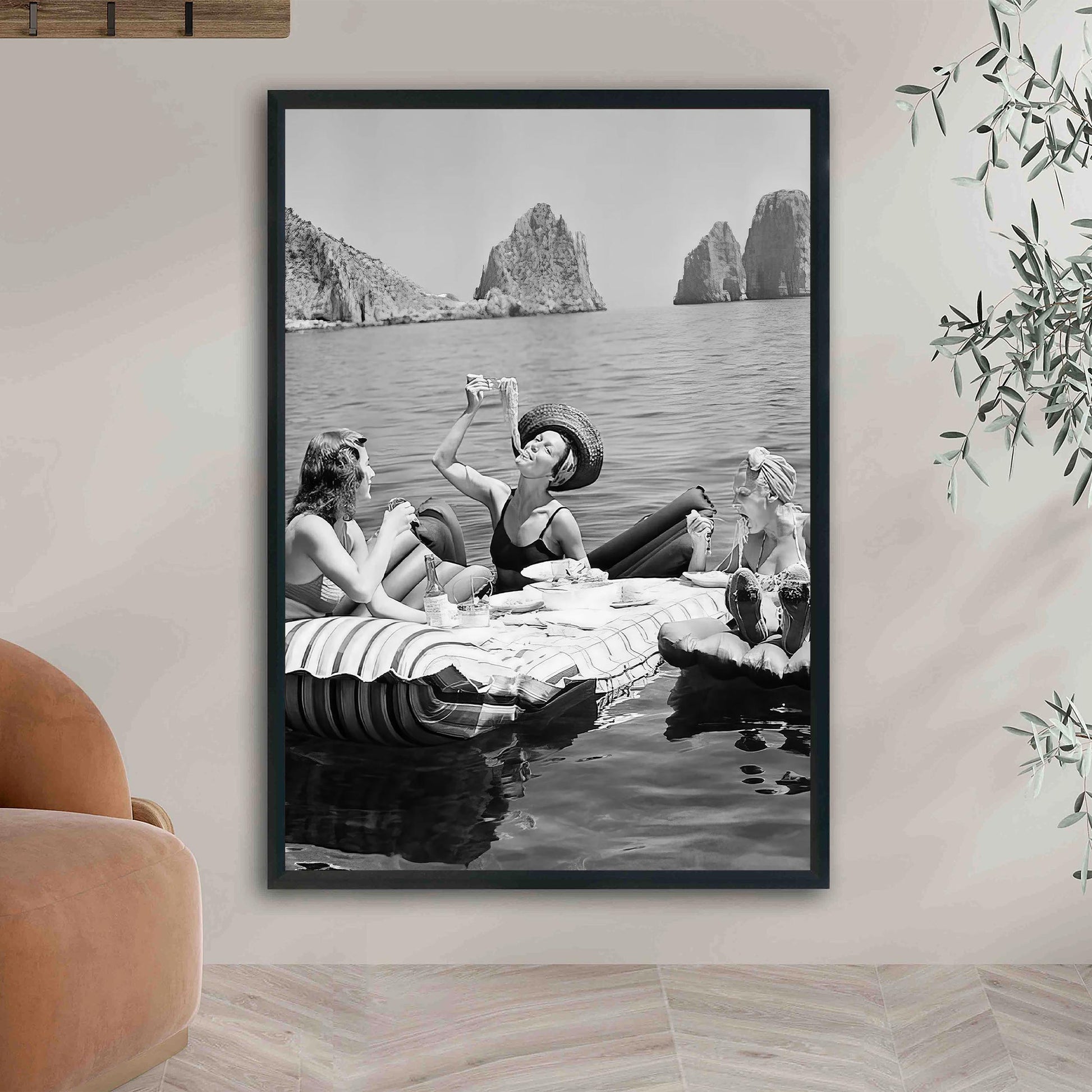 Women Eating Spaghetti Print Vintage Girls Eating Pasta on Lake, Black And White Art, Picnic On Floaties - Kitchen Wall