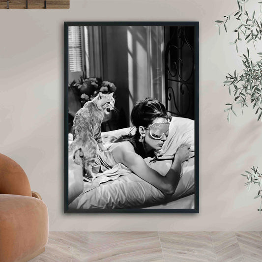 Audrey Hepburn Wall Art Breakfast at Tiffanys Poster, Black and White Print, Vintage Photo, Classic Hollywood Art - Retr